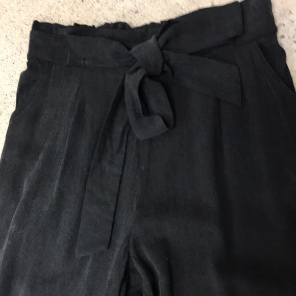 Heartloom cropped wide leg black pants. XS - Picture 5 of 10